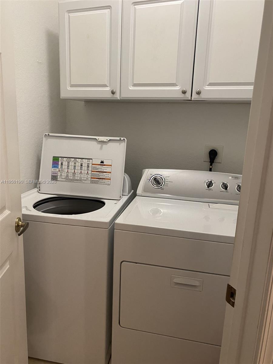 MARIPOSA POINTE AT WESTON - Residential