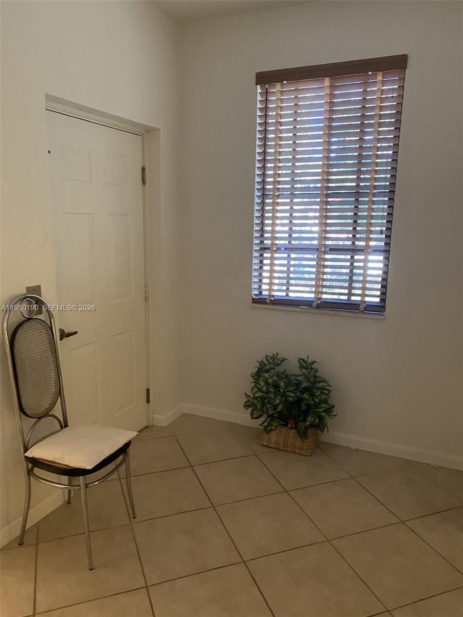 MARIPOSA POINTE AT WESTON - Residential