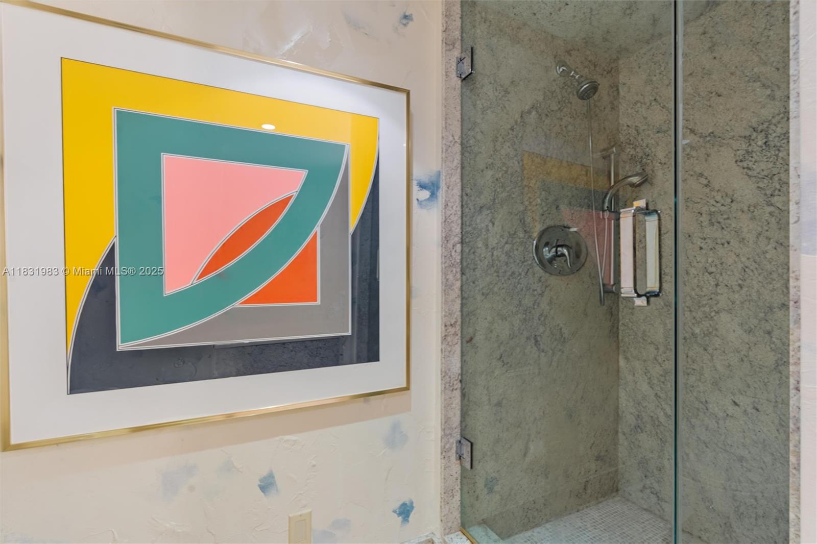 POINT OF AMERICAS - Residential