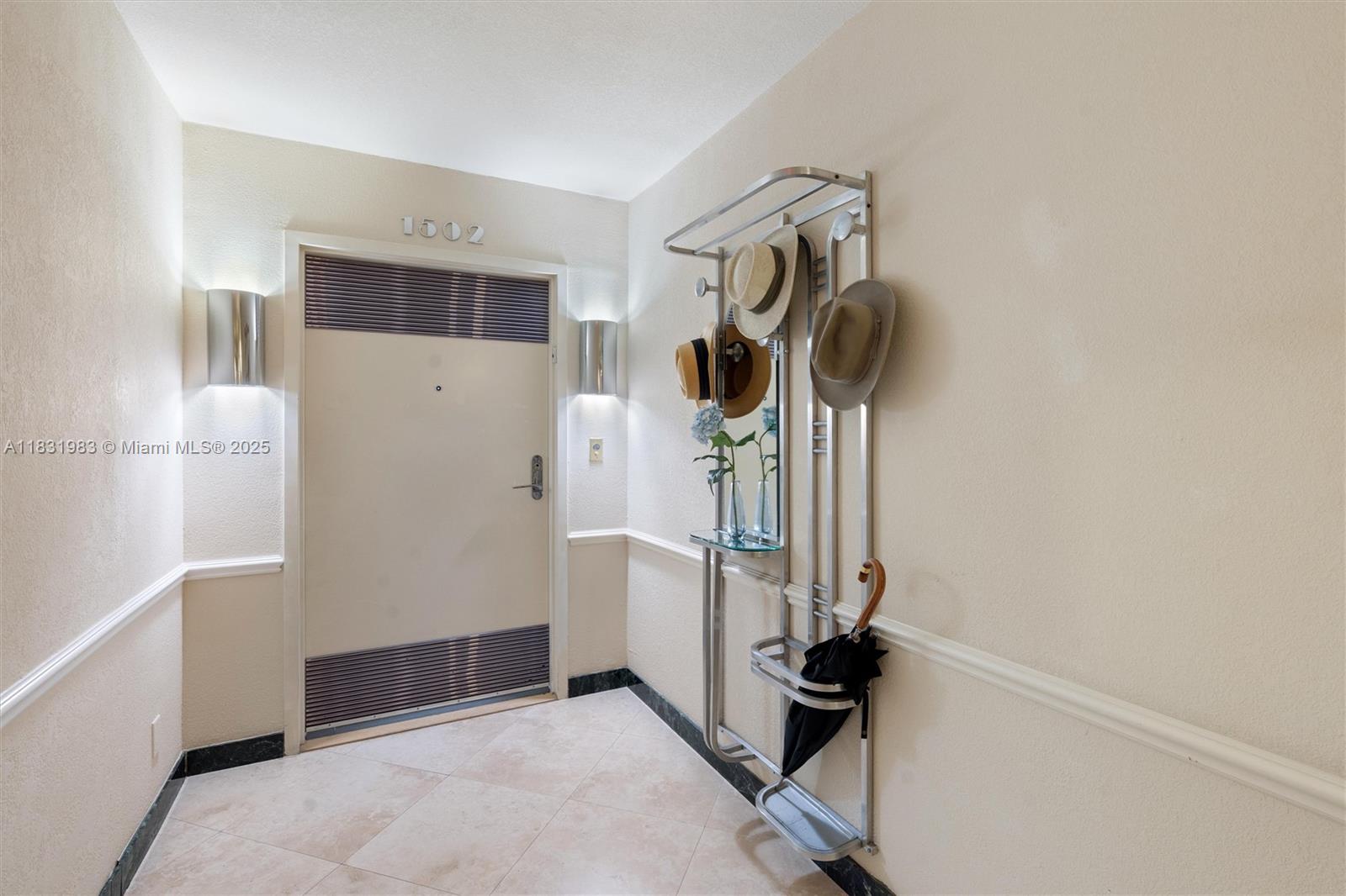 2200 S OCEAN LN 1501-2, Fort Lauderdale, FL, 33316/$2,500,000 4 2200 S OCEAN LN 1501-2