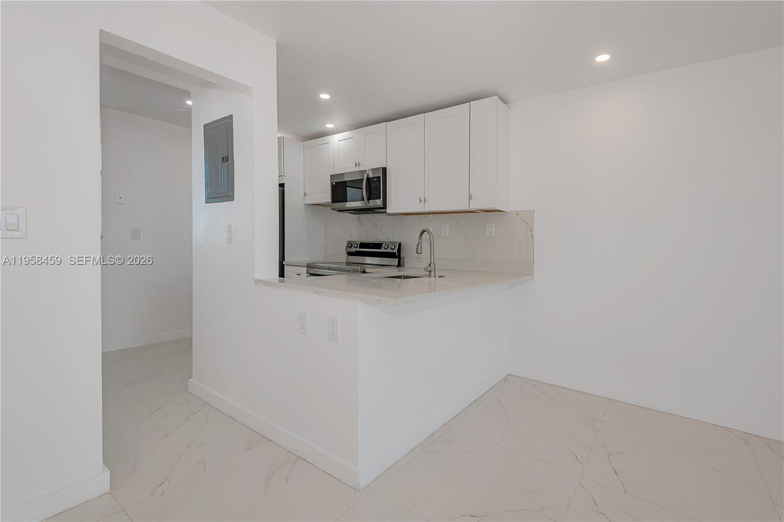 POINT EAST SEC II CONDO - Residential