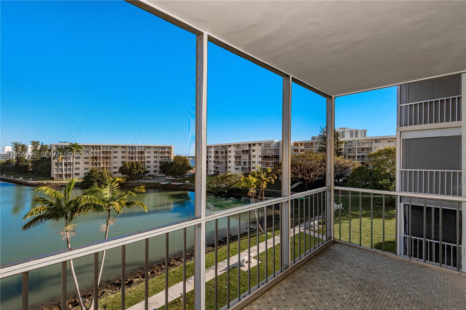 POINT EAST SEC II CONDO - Residential