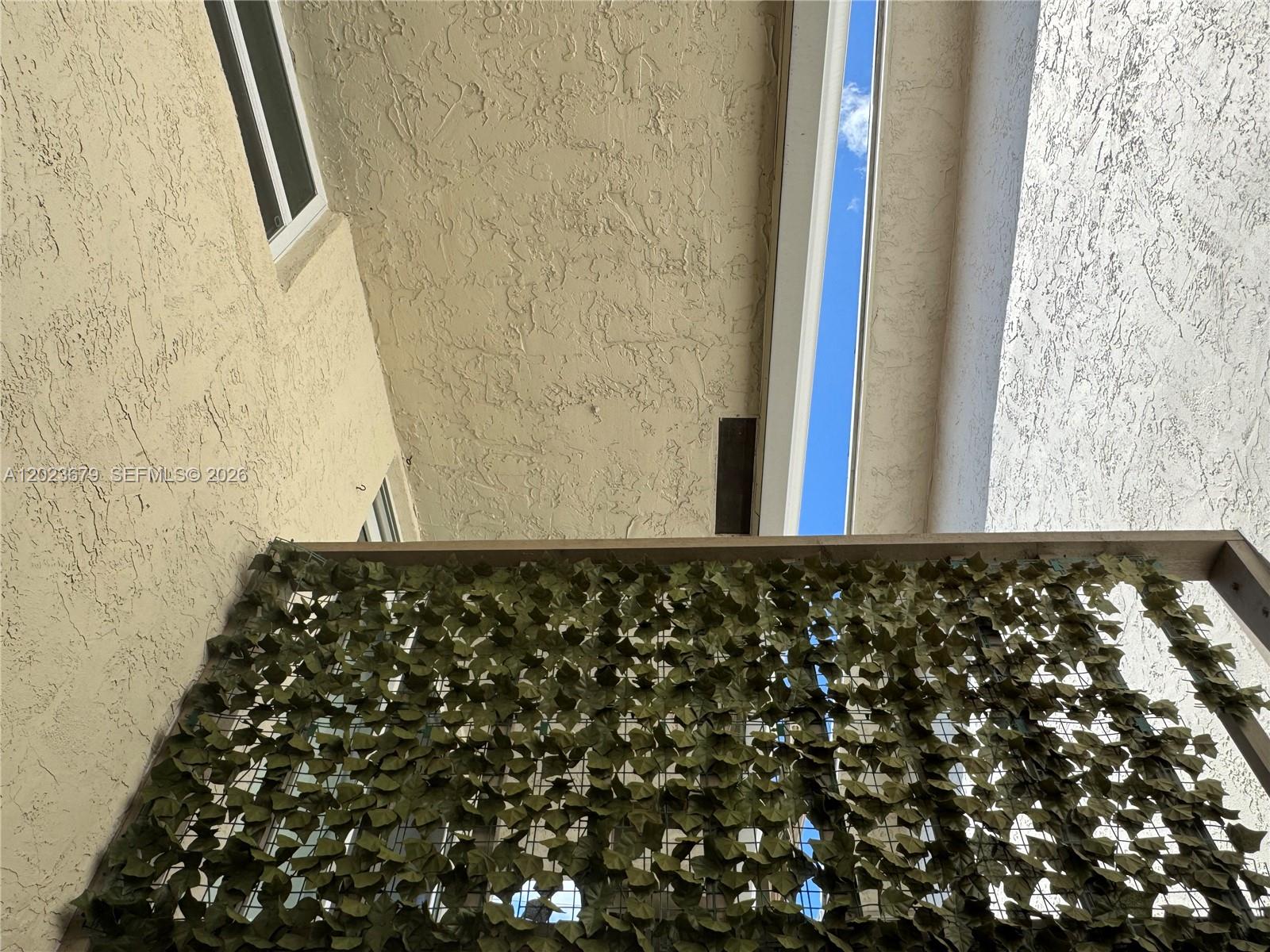 OCEAN VUE - Residential