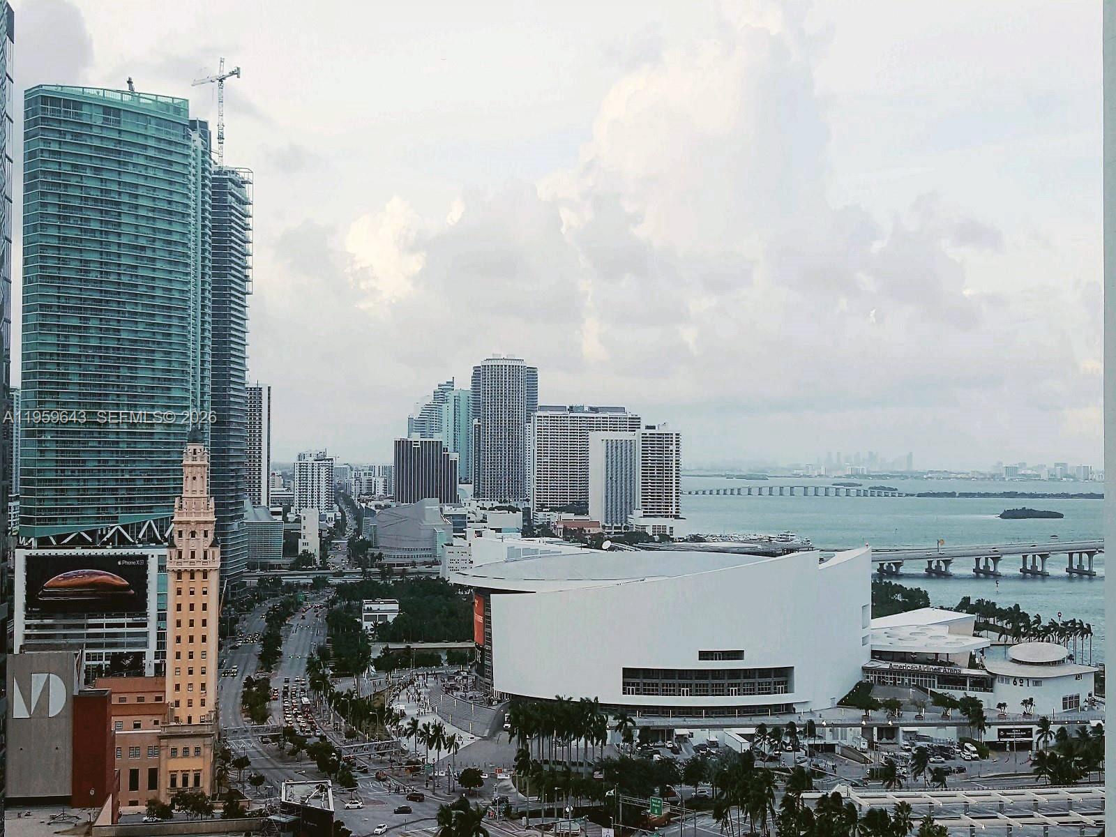 VIZCAYNE SOUTH CONDO - Residential Lease