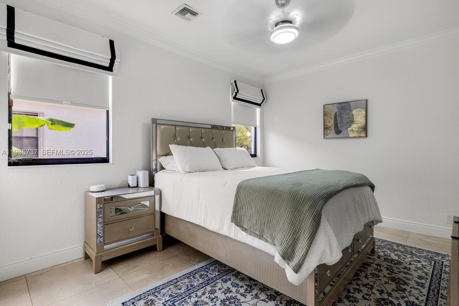 SUNSET LAKES PLAT ONE - Residential