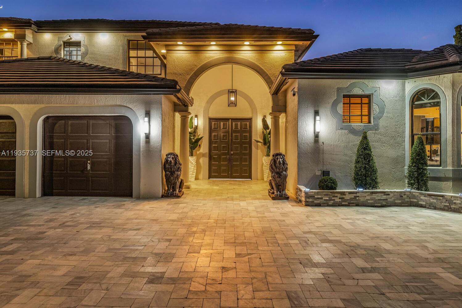 SUNSET LAKES PLAT ONE - Residential