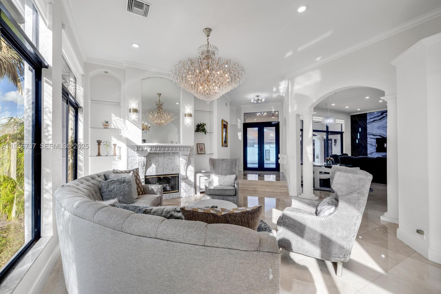 SUNSET LAKES PLAT ONE - Residential