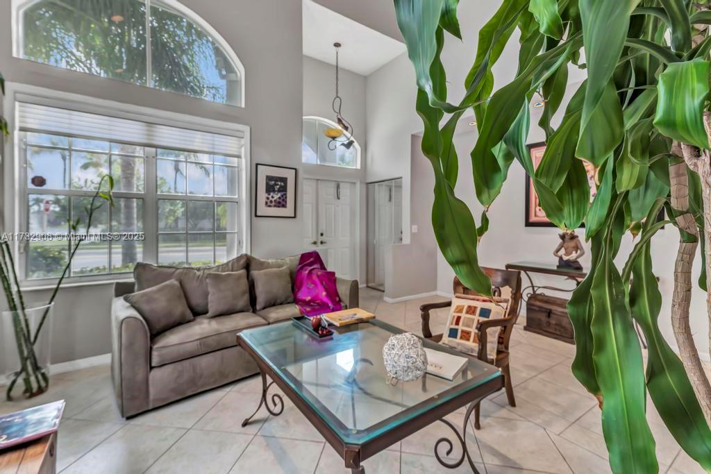 15895 NW 14th Rd
