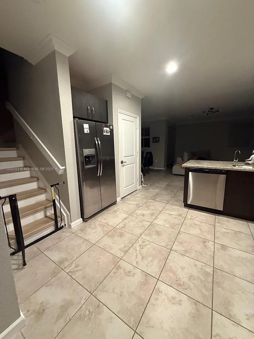 KEYS GARDEN - Residential Lease