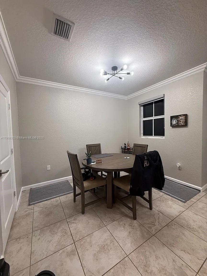 KEYS GARDEN - Residential Lease