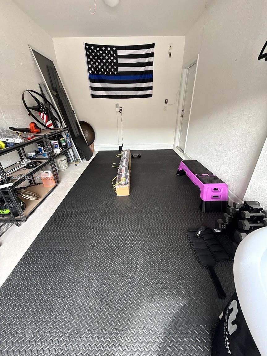 KEYS GARDEN - Residential Lease