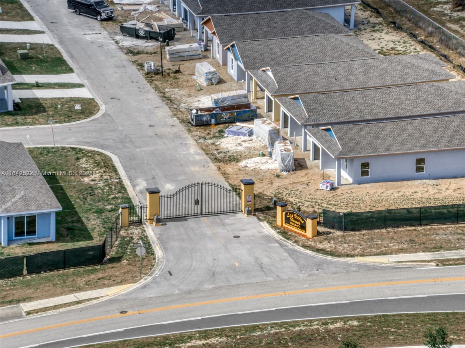 Las Villas at Kenilworth - Residential