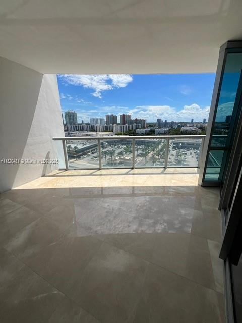 JADE OCEAN CONDO - Residential