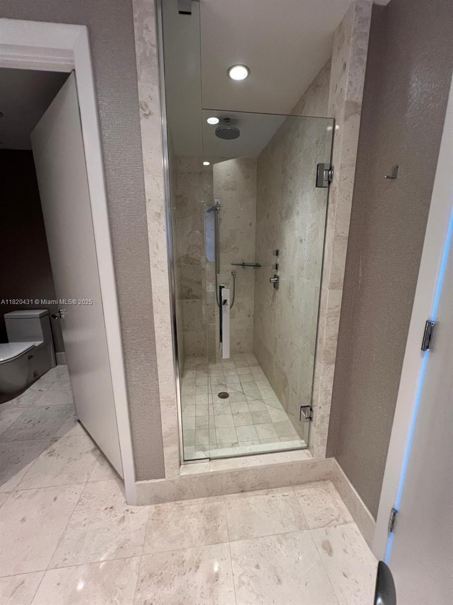 JADE OCEAN CONDO - Residential