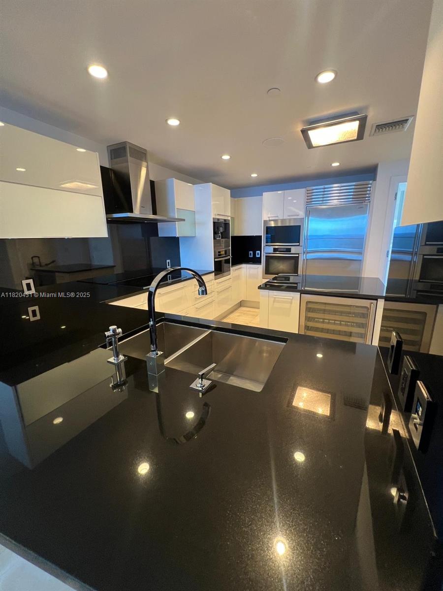 JADE OCEAN CONDO - Residential