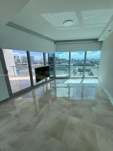 JADE OCEAN CONDO - Residential