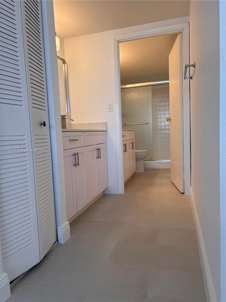 OLYMPUS CONDO PHASE - Residential Lease