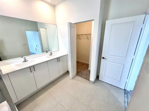 Tiny photo for 23464 SW 129th Ave, Homestead, FL 33032 (MLS # A12007142)