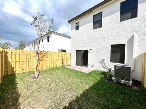 Tiny photo for 23464 SW 129th Ave, Homestead, FL 33032 (MLS # A12007142)