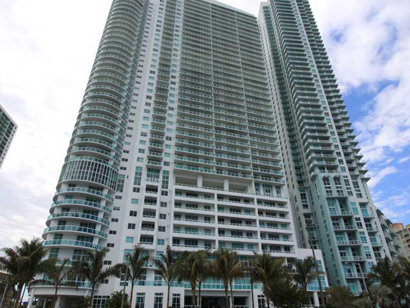 AMAZING BAY VIEWS FROM THIS 2 BEDROOM, 2 BATH UNIT AT THE 1800 CLUB. UNIT HAS MANY ADDITIONAL UPGRADES. BUILT OUT CLOSETS, MARBLE FLOORS IN LIVING AND BATHROOMS AS WELL AS WOOD LAMINATE IN THE BEDROOMS. TERRACE RUNS ALONG THE WHOLE FRONT OF THE UNIT. B UILDING HAS MANY AMENITIES. ACROSS THE STREET FROM MARGARET PACE PARK. WALK TO RESTAURANTS, SUPERMARKET, AND CAFES. VERY CENTRAL LOCATION OFF OF BISCAYNE BLVD.
