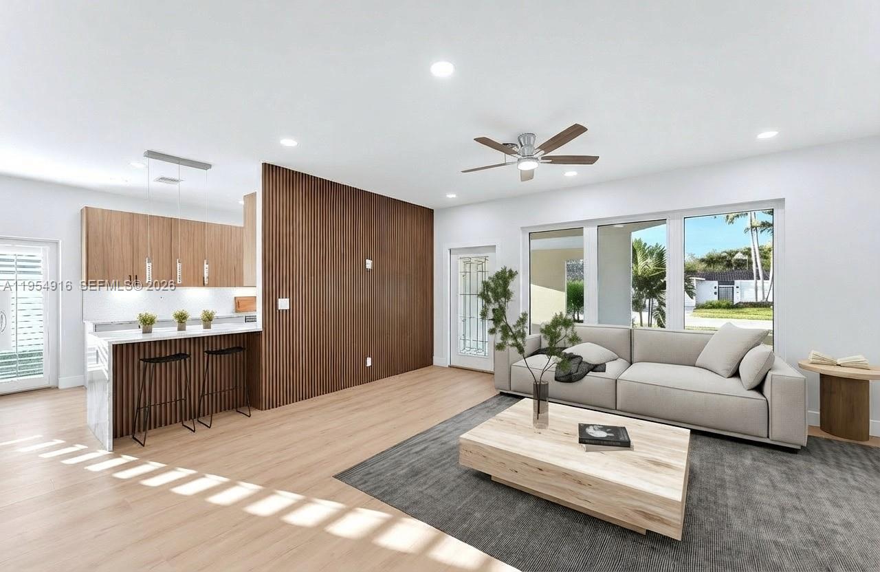 IMPERIAL POINT 1 SEC - Residential