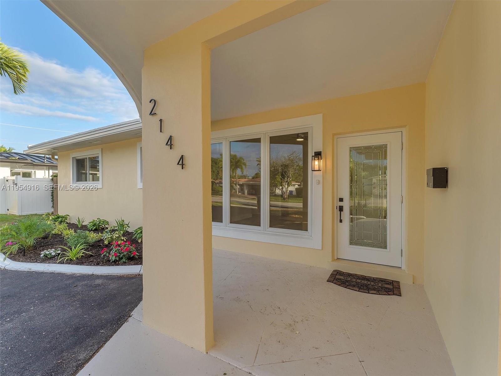 IMPERIAL POINT 1 SEC - Residential