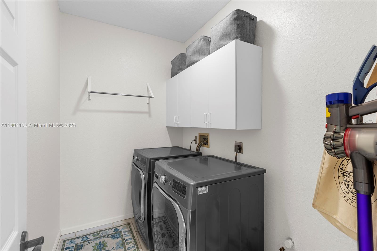 WATERFORD LANDING - Residential Lease