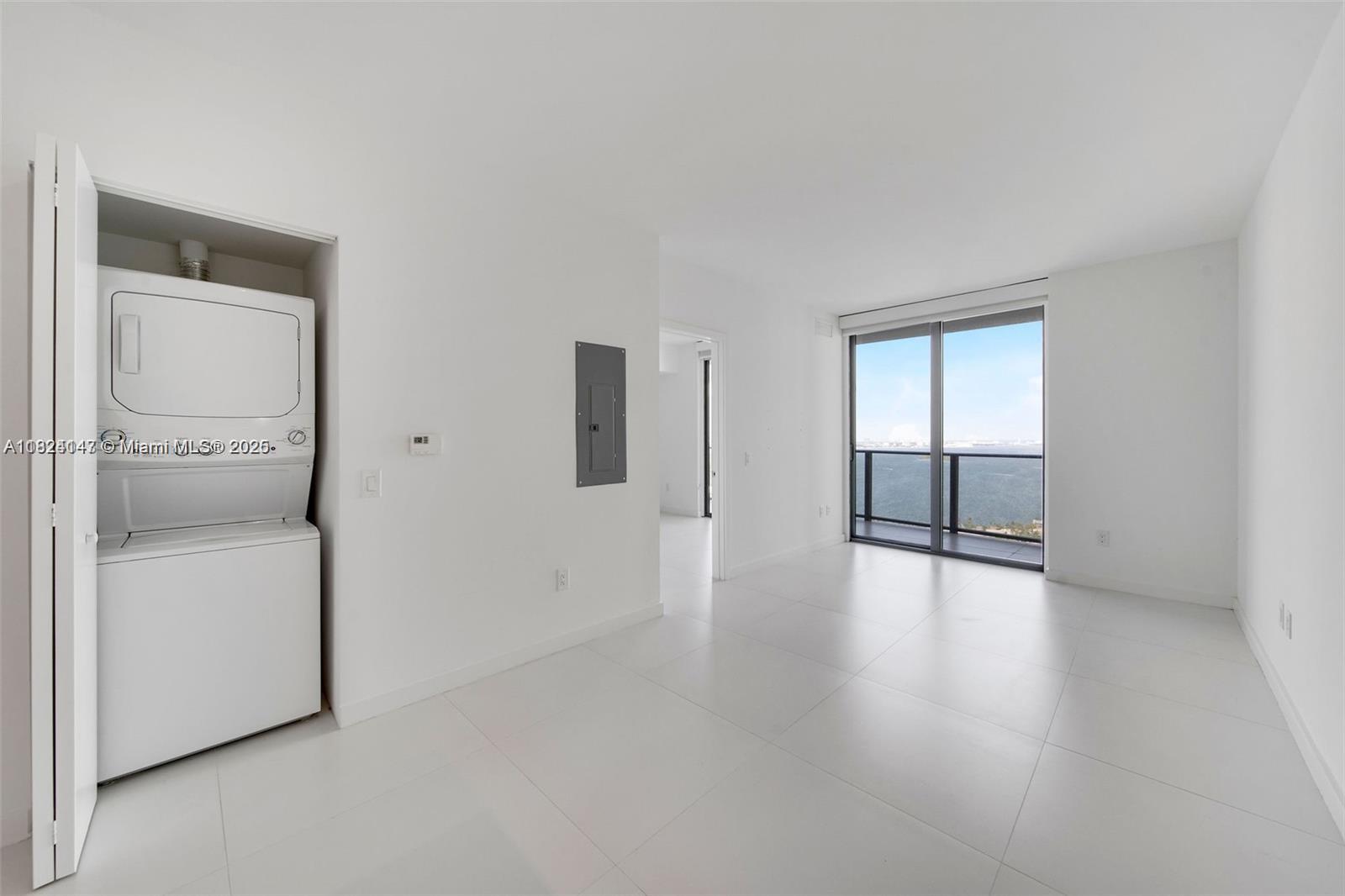 PARAISO BAYVIEWS CONDO - Residential