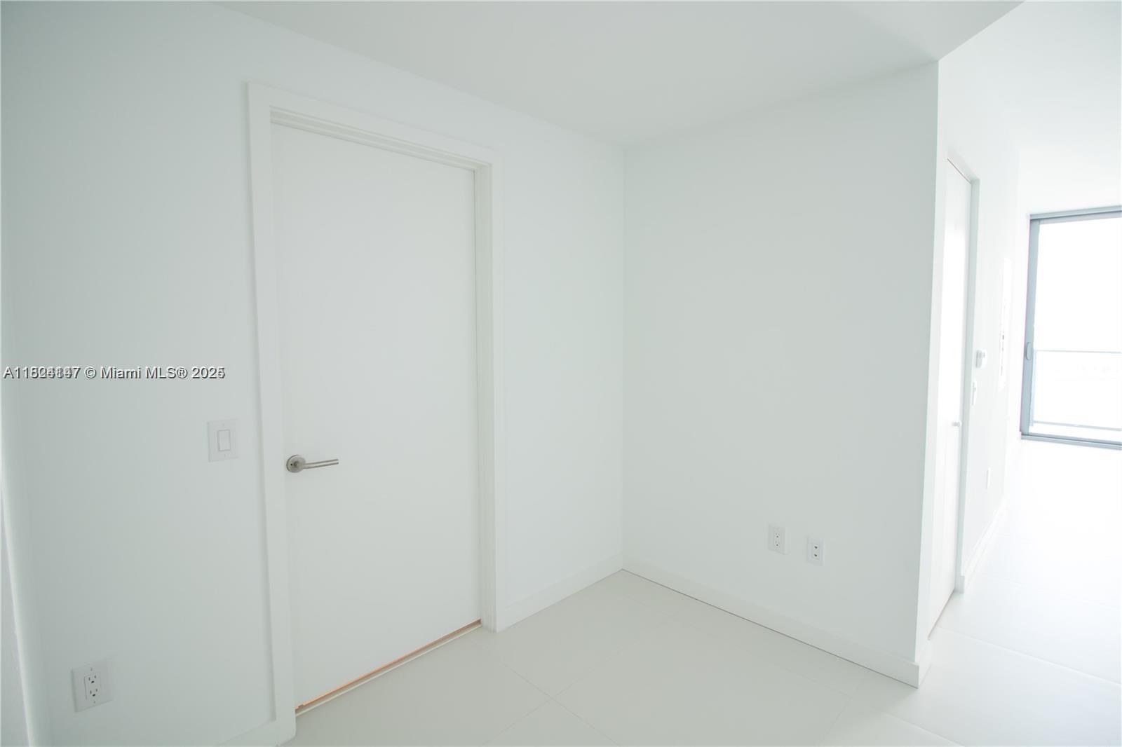 PARAISO BAYVIEWS CONDO - Residential