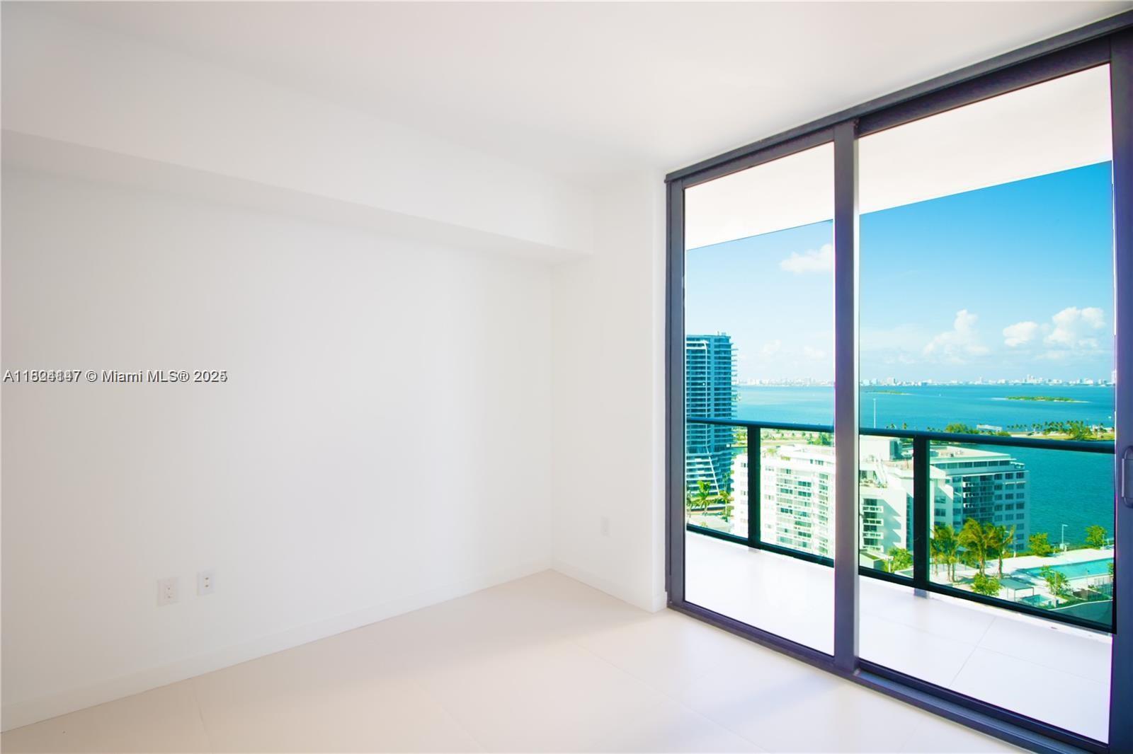 PARAISO BAYVIEWS CONDO - Residential