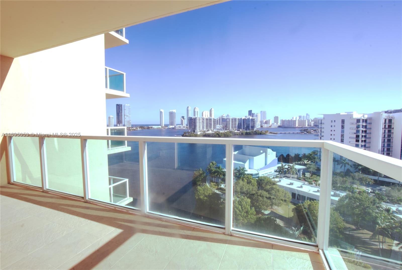 Property for Sale at 3330 Ne 190th St 1316, Aventura, Miami-Dade County, Florida - Bedrooms: 3 
Bathrooms: 3  - $849,999