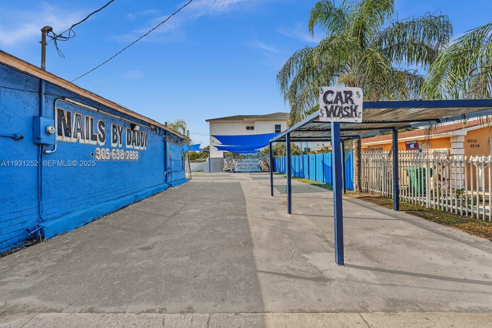 NO MIAMI ESTATES - Residential