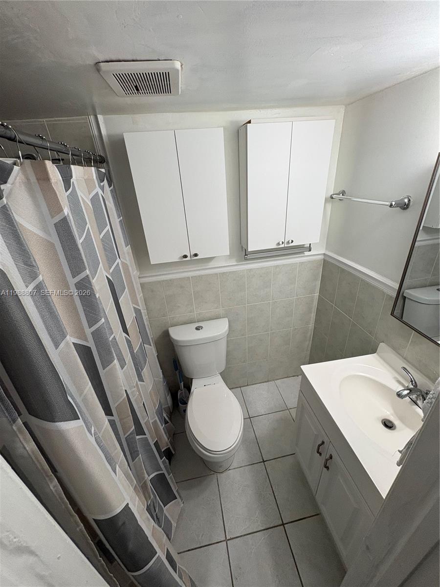 PALM-WEST GARDENS CONDO - Residential