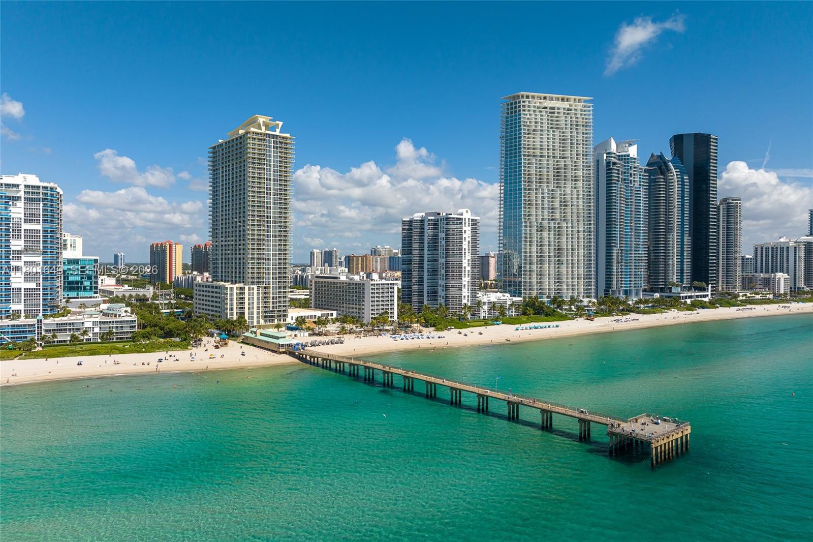 LA PERLA CONDO - Residential