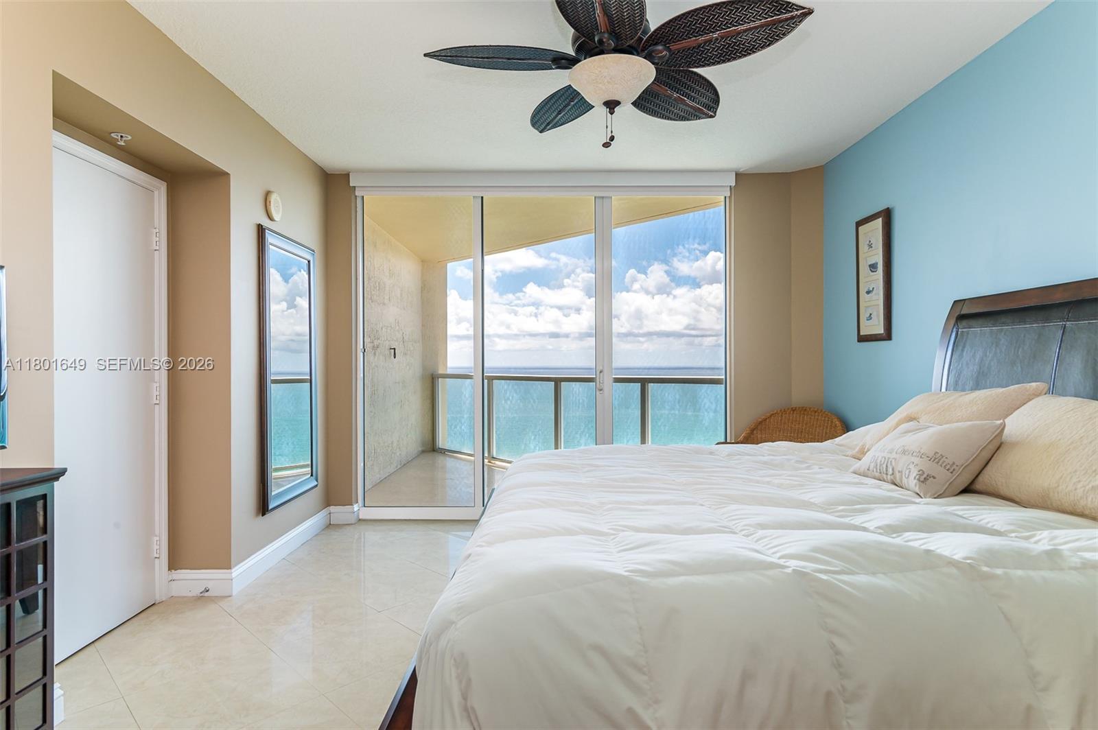 LA PERLA CONDO - Residential