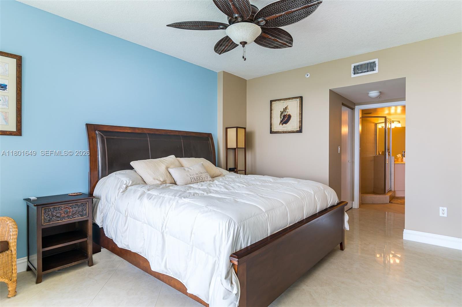 LA PERLA CONDO - Residential