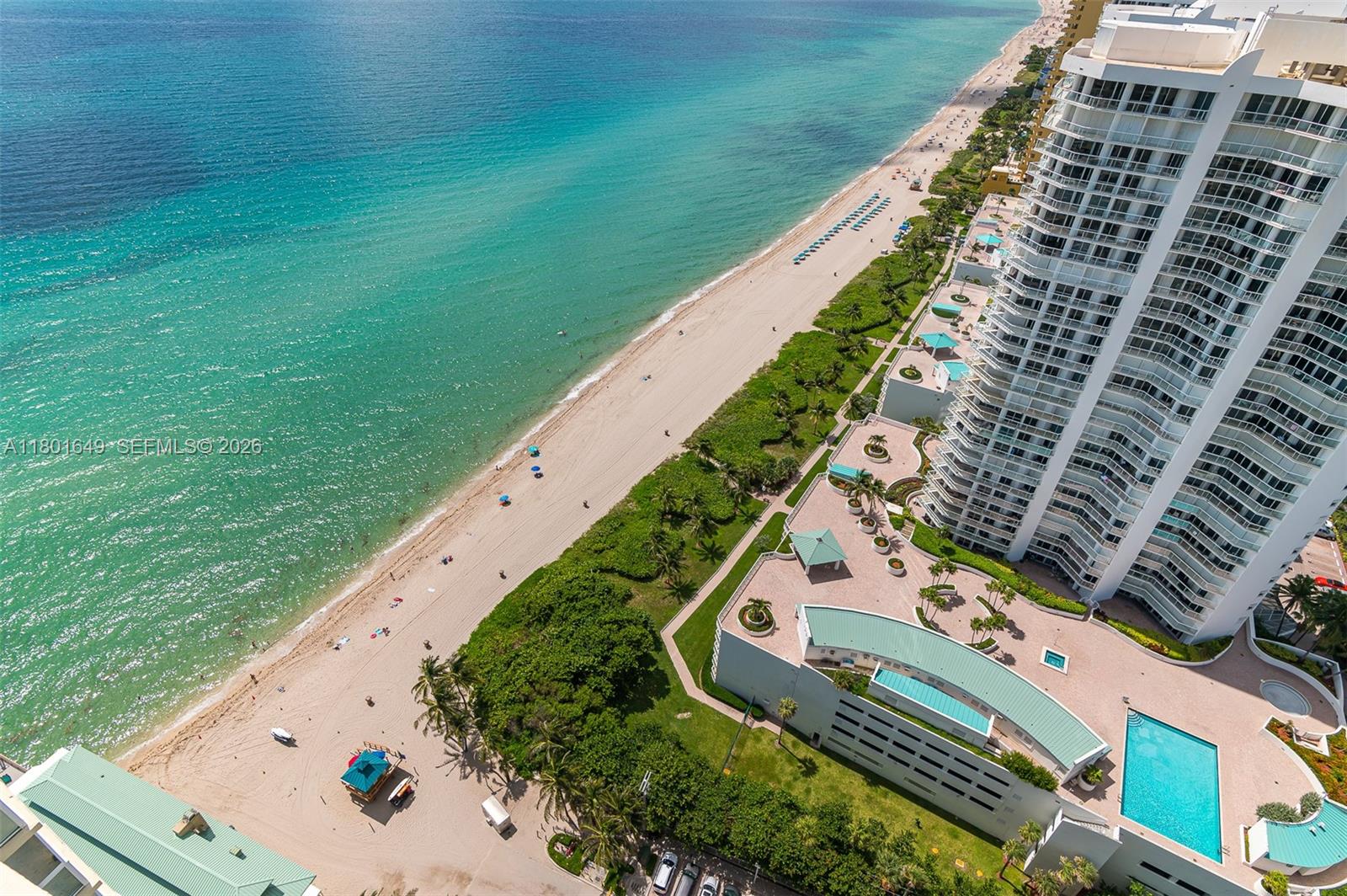 LA PERLA CONDO - Residential