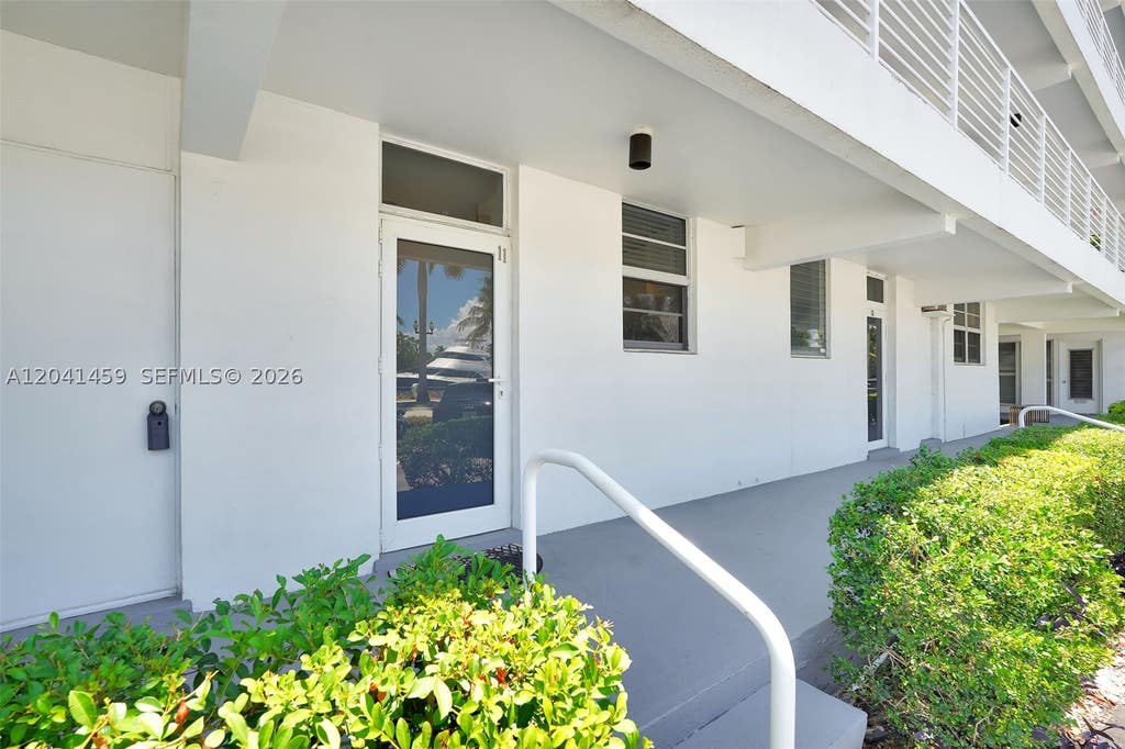 Photo of 1790 E Las Olas Blvd #11, Fort Lauderdale, FL 33301 (MLS # A12041459)