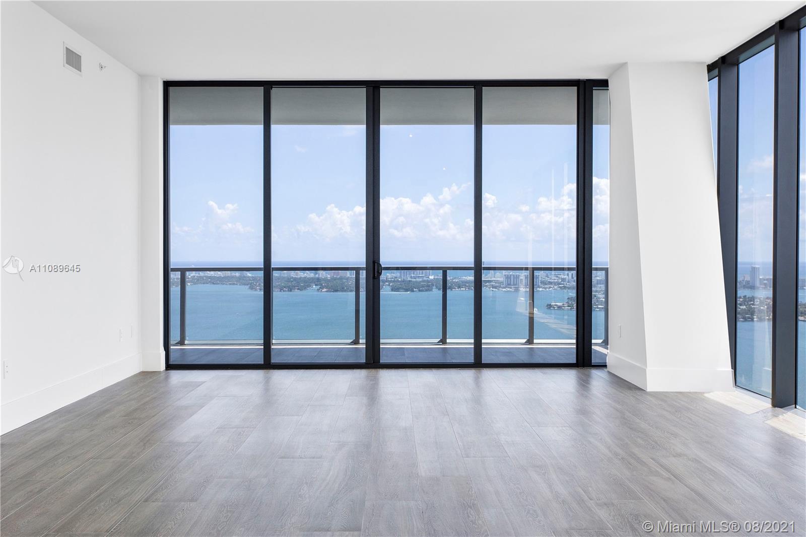 Elysee Condo - Residential