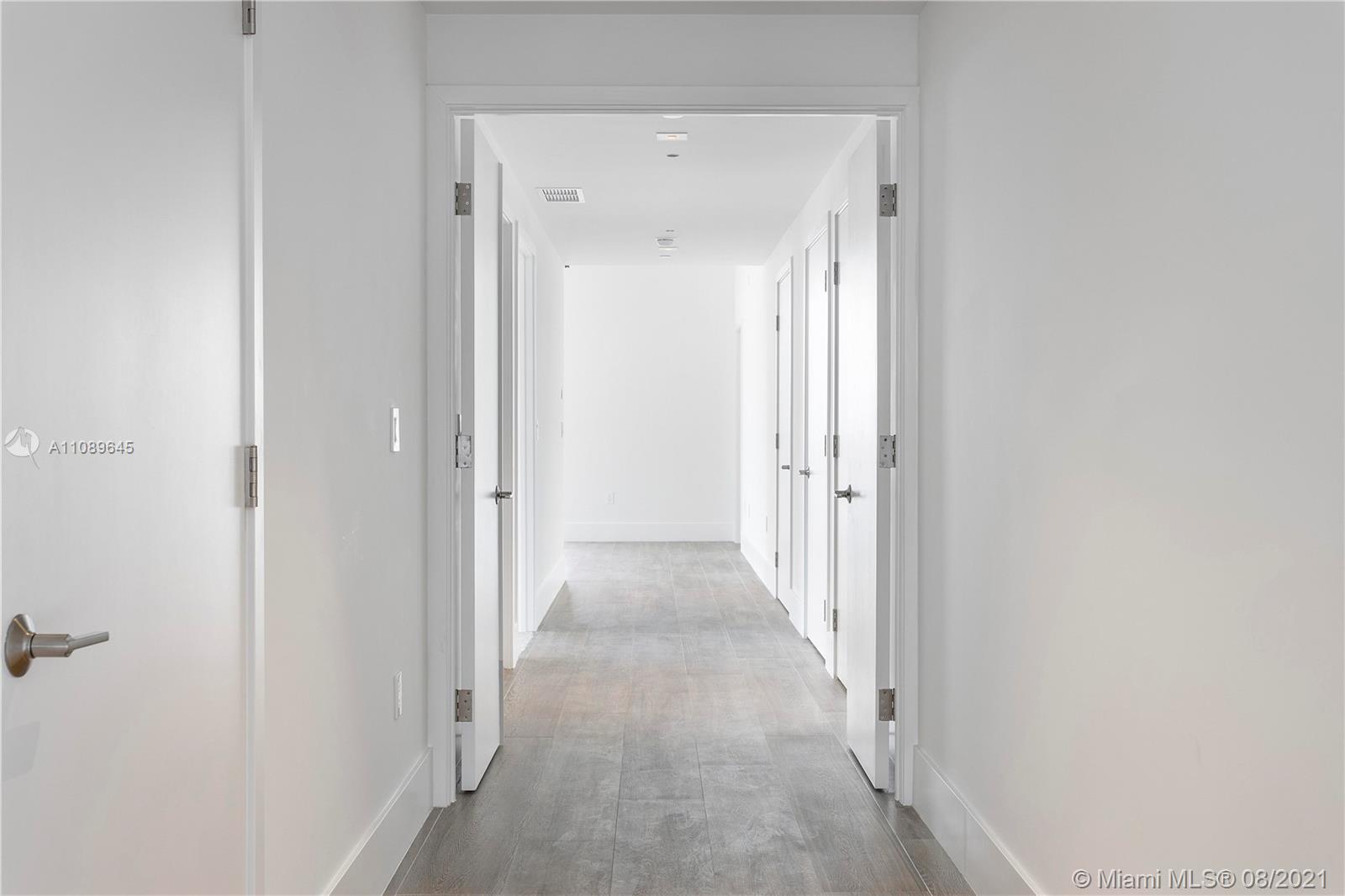 Elysee Condo - Residential