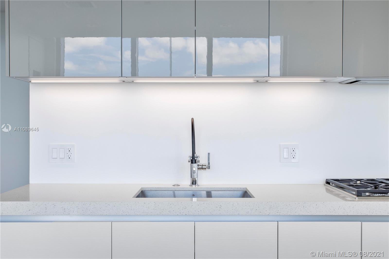 Elysee Condo - Residential