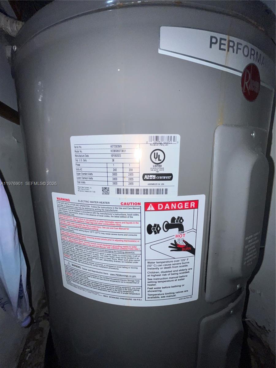 RACQUET CLUB VILLAGE APAR - Residential