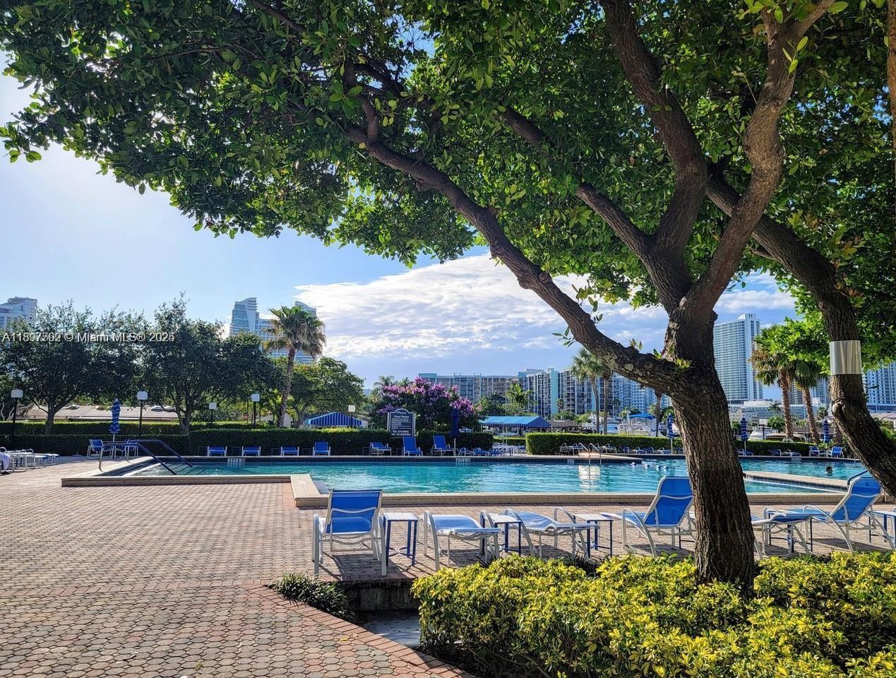 OLYMPUS CONDO PHASE - Residential