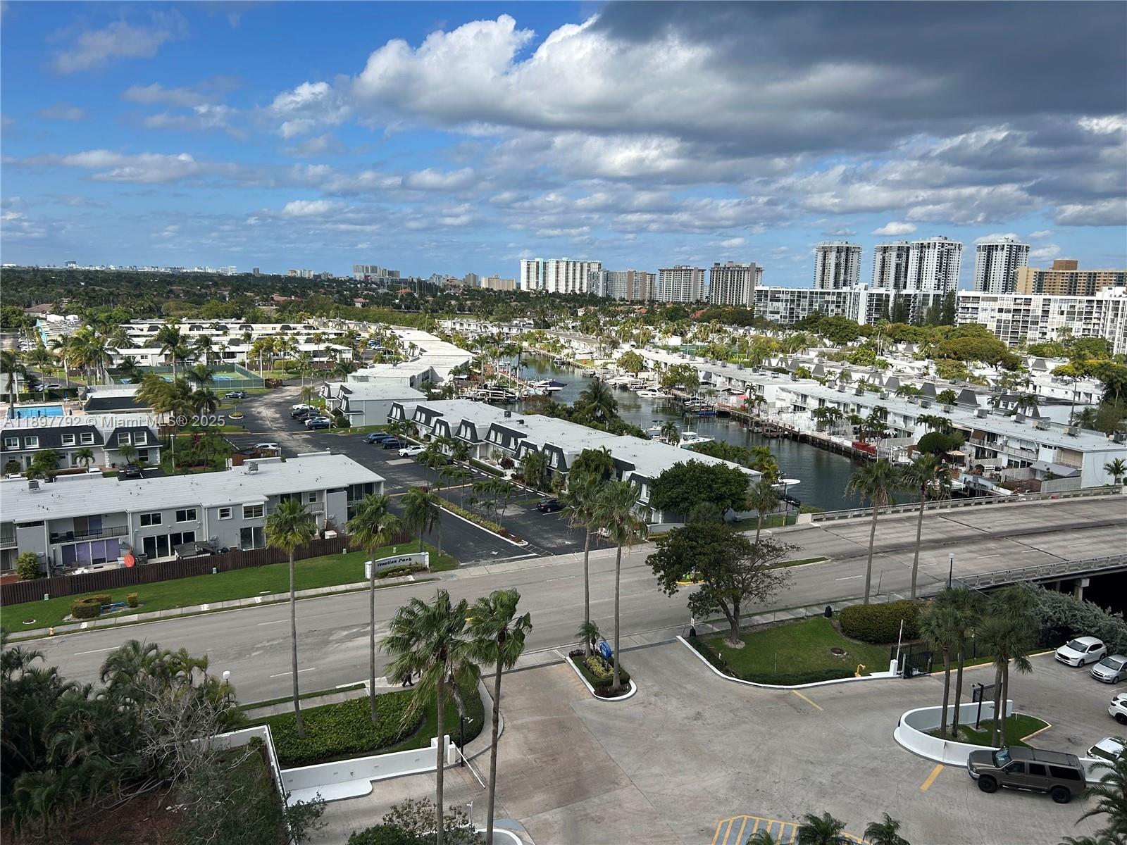 OLYMPUS CONDO PHASE - Residential