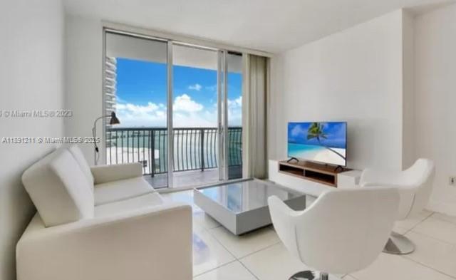 1750 N Bayshore Dr 4003