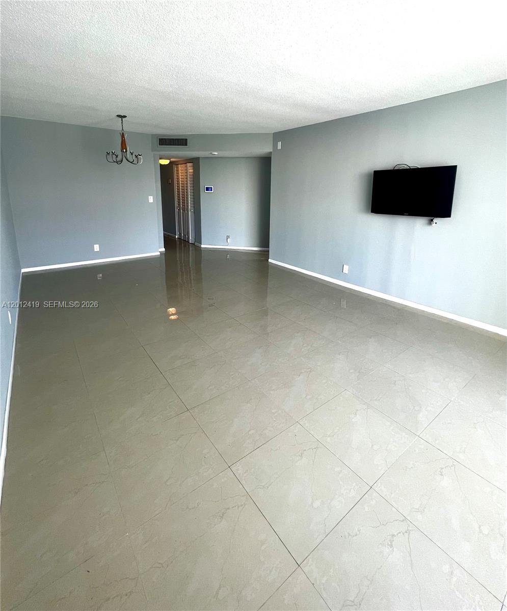IMPERIAL TOWERS NORTH CON - Residential Lease