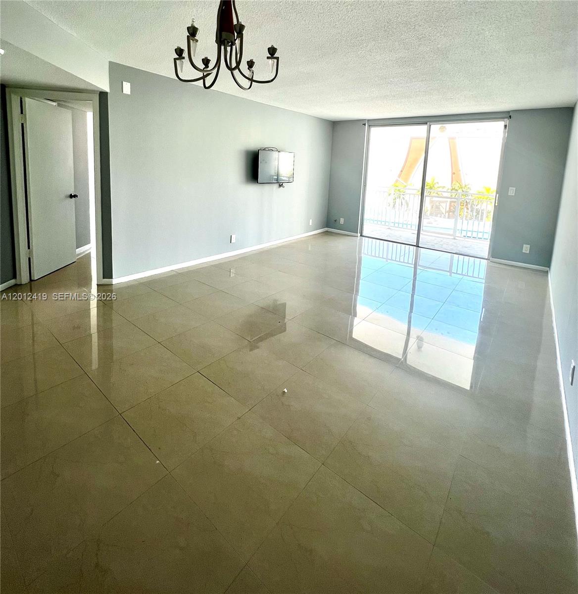 IMPERIAL TOWERS NORTH CON - Residential Lease