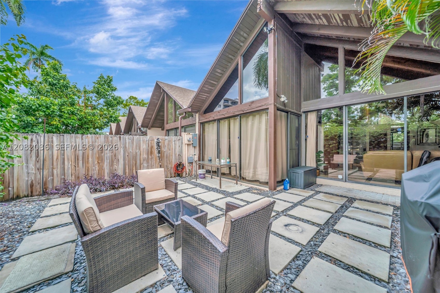 405 N University Dr 3-12