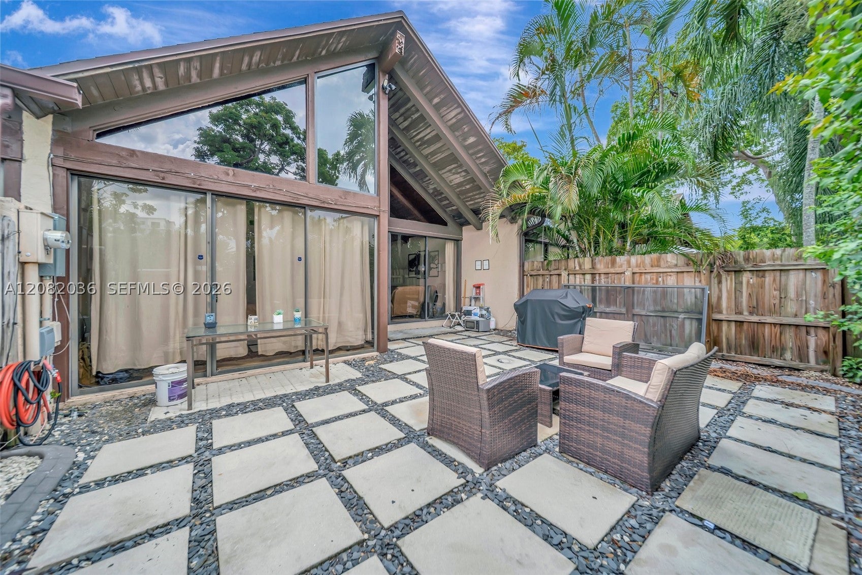 405 N University Dr 3-12