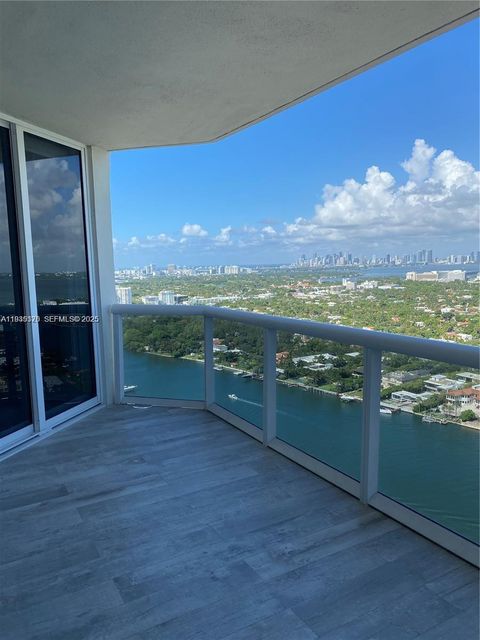 4779 Collins Ave 3606 Miami Beach FL 33140